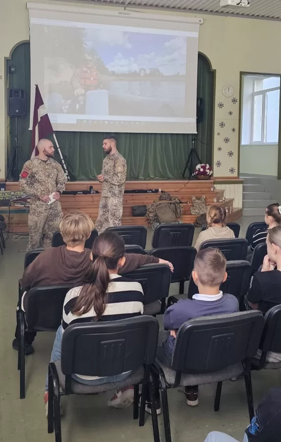 JAUNSARDZE PĀVILOSTAS PAMATSKOLĀ