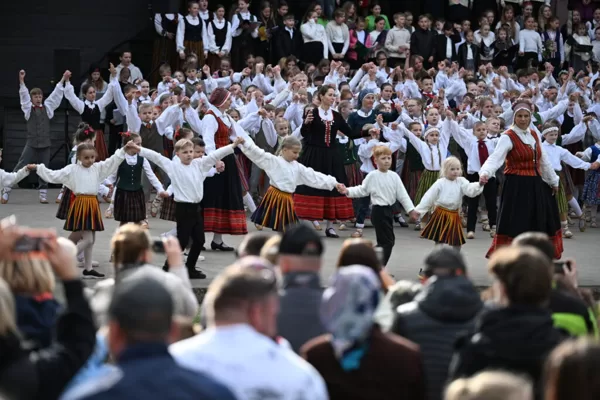 PĀVILOSTAS DZIMŠANAS DIENA "PĀVILOSTAI 147" (Foto: Uldis Dobelis)